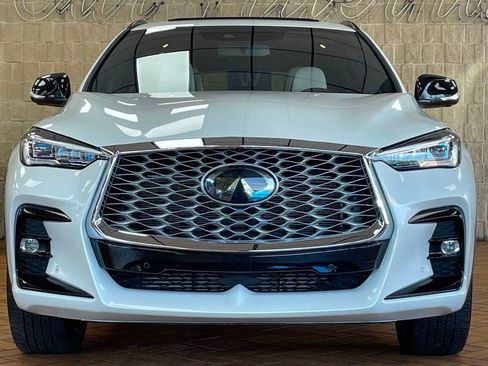 Used 2023 INFINITI QX55 Essential AWD/4WD image 3