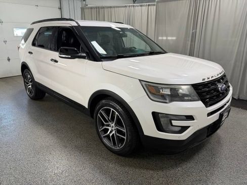 Used 2016 Ford Explorer Sport AWD/4WD image 3