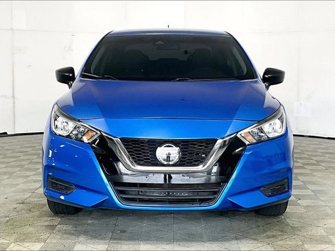 Used 2021 Nissan Versa S image 3