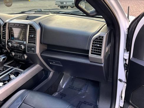 Used 2017 Ford F150 Raptor w/ Equipment Group 802A Luxury image 18