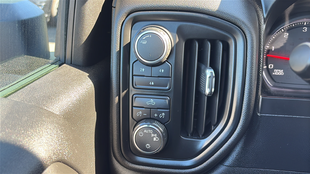 Used 2020 Chevrolet Silverado 2500 W/T w/ WT Convenience Package AWD/4WD image 23