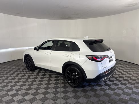Certified 2023 Honda HR-V Sport image 6