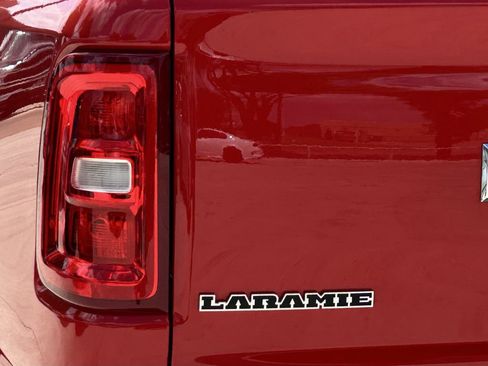 Used 2025 RAM 1500 Laramie image 7