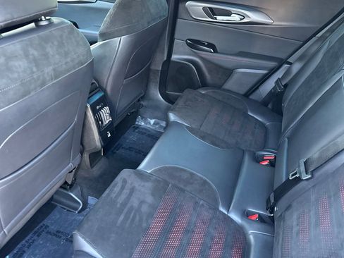 Used 2024 Dodge Hornet R/T image 11