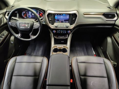 Used 2023 GMC Acadia AT4 w/ Technology Package image 17
