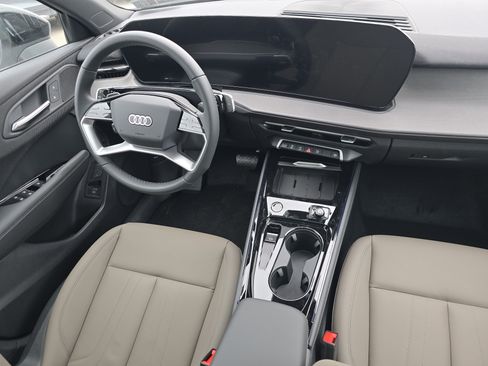 New 2026 Audi Q3 quattro 2.0T AWD/4WD image 20