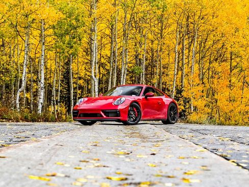 Used 2022 Porsche 911 Carrera GTS image 3