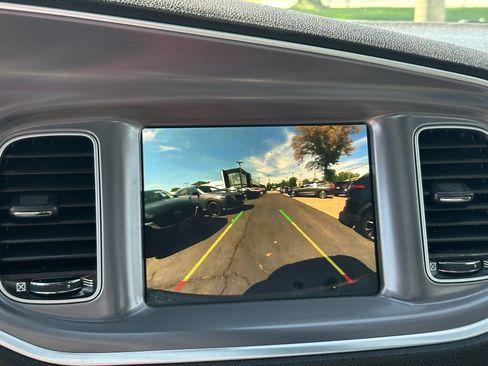 Used 2019 Dodge Charger Scat Pack RWD image 30