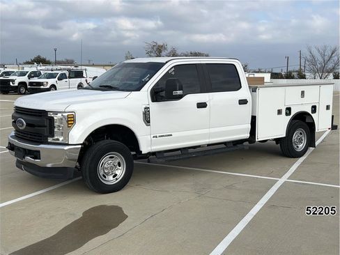 Used 2019 Ford F250 XL w/ Power Equipment Group image 1