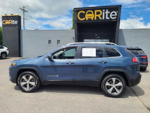 Used 2019 Jeep Cherokee Limited AWD/4WD image 11