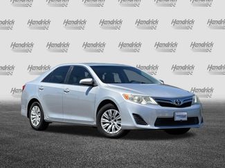 Used 2012 Toyota Camry LE FWD video 2