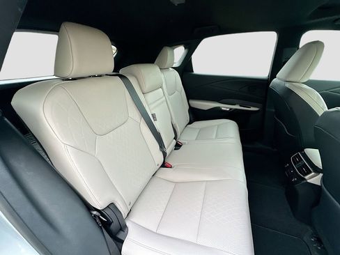 Used 2024 Lexus RX 350 Premium Plus w/ Convenience Package FWD image 26