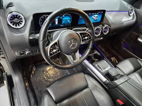 Used 2022 Mercedes-Benz GLA 250 4MATIC w/ Premium Package Lite image 10
