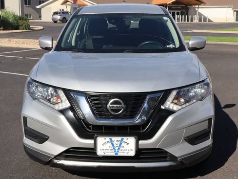 Used 2019 Nissan Rogue S AWD/4WD image 12