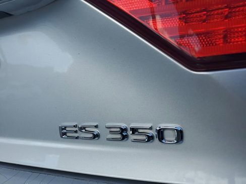 Used 2013 Lexus ES 350 FWD image 7
