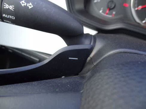 Used 2022 Toyota Corolla SE FWD image 18
