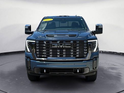 Used 2024 GMC Sierra 2500 Denali Ultimate AWD/4WD image 11