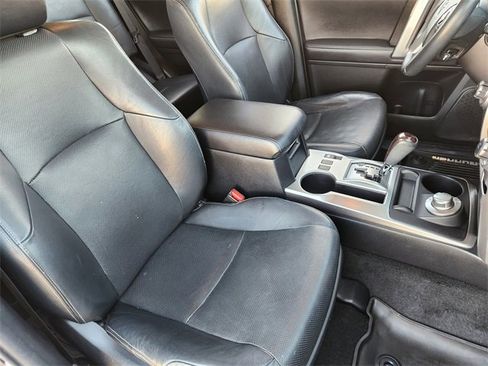 Used 2017 Toyota 4Runner Limited image 10
