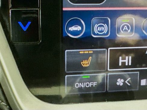 Used 2022 Subaru Outback Limited image 25