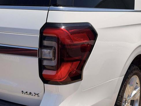 Used 2022 Ford Expedition Max Platinum AWD/4WD image 6