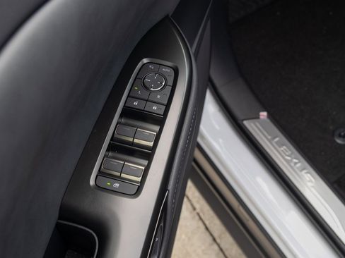 New 2026 Lexus RZ 350e 2WD image 25