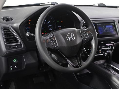 Used 2022 Honda HR-V EX image 11