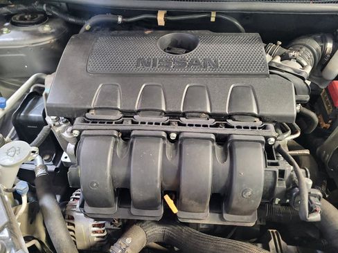 Used 2016 Nissan Sentra SV FWD image 30