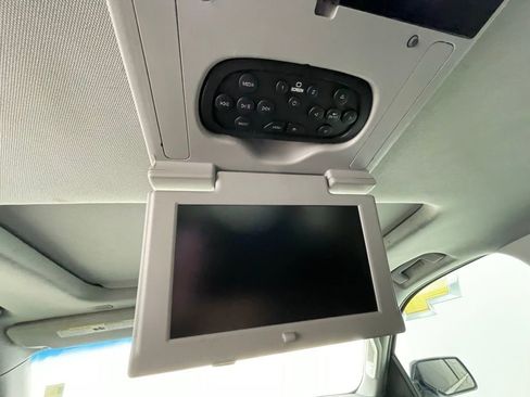 Used 2019 GMC Yukon Denali w/ Denali Ultimate Package AWD/4WD image 15