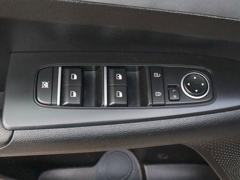 Used 2024 Kia Forte LXS image 14