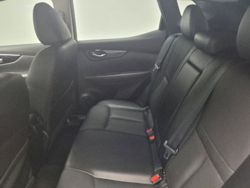 Used 2019 Nissan Rogue Sport SL AWD/4WD image 18
