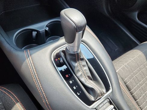 Used 2024 Honda HR-V Sport image 9