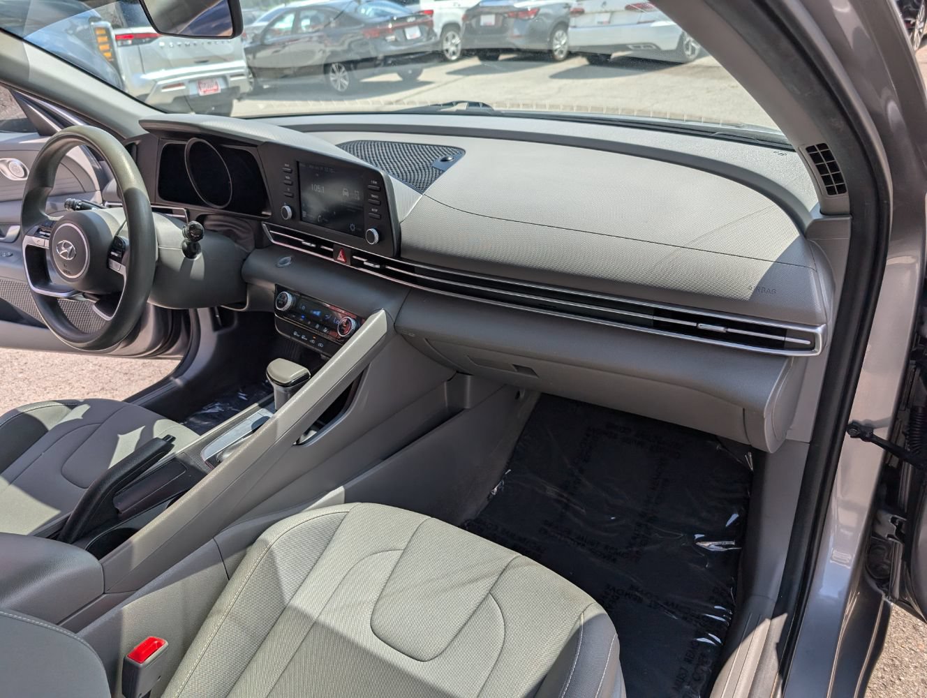 Used 2023 Hyundai Elantra SEL w/ Cargo Package FWD image 13
