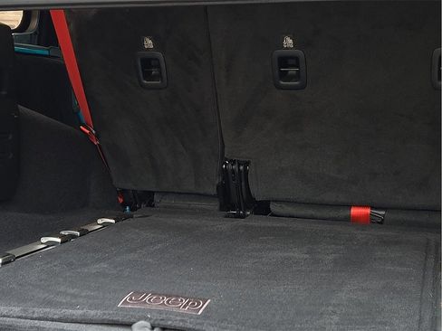 Used 2020 Jeep Wrangler Unlimited Rubicon w/ Quick Order Package 28Y Recon image 8