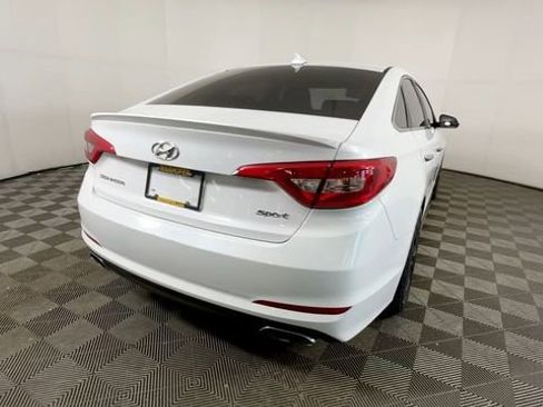 Used 2017 Hyundai Sonata Sport w/ Value Edition Package 02 FWD image 5