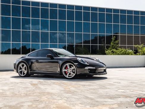 Used 2014 Porsche 911 Carrera 4S AWD/4WD image 18