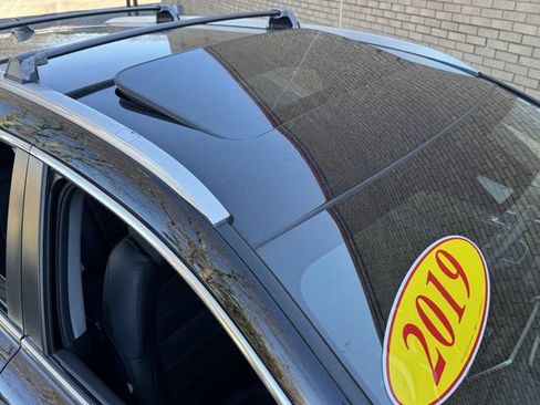 Used 2019 Honda CR-V Touring image 8