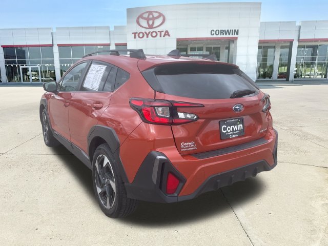 Used 2024 Subaru Crosstrek 2.5i Limited w/ Crosstrek Mirror Package AWD/4WD image 5