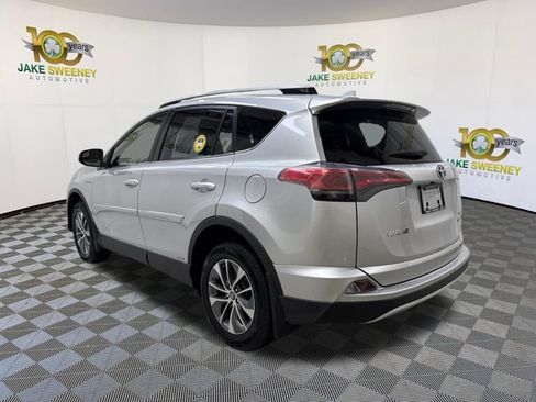 Used 2016 Toyota RAV4 XLE AWD/4WD image 7