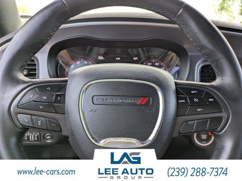 Used 2019 Dodge Charger SXT w/ Plus Group RWD image 20