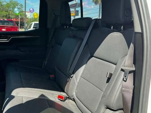 Used 2024 Chevrolet Silverado 1500 LT Trail Boss w/ Convenience Package II AWD/4WD image 10