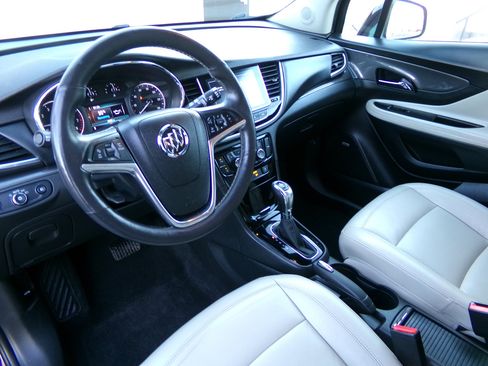 Used 2017 Buick Encore Premium image 14