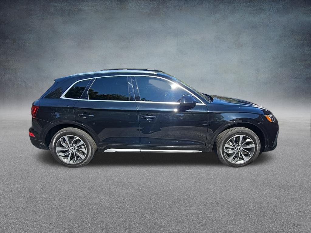 Used 2021 Audi Q5 2.0T Premium w/ Convenience Package AWD/4WD image 9