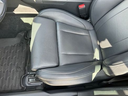 Used 2023 Subaru Outback Limited image 25