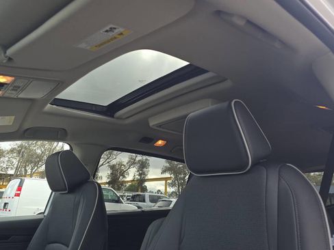 Used 2026 Honda Odyssey Elite image 16