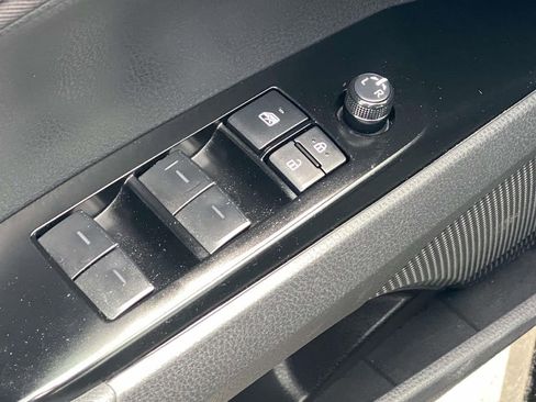 Used 2025 Toyota Camry LE image 23