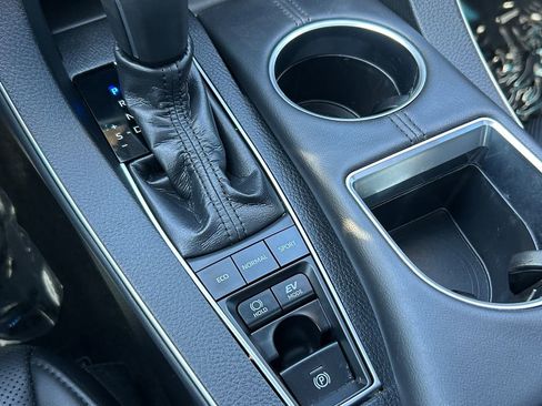 Used 2019 Toyota Avalon XSE w/ All Weather Liner Package FWD image 27
