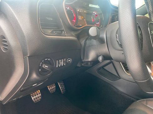 Used 2016 Dodge Challenger SRT Hellcat RWD image 13
