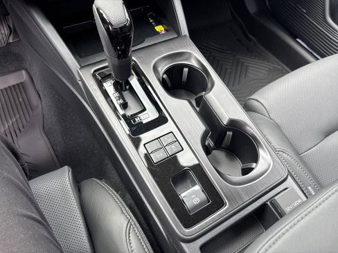 New 2026 Subaru Outback Touring XT image 25