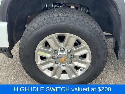 Used 2024 Chevrolet Silverado 2500 High Country w/ High Country Premium Package AWD/4WD image 11