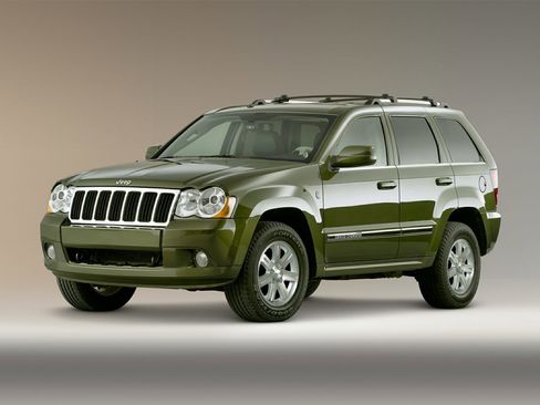 Used 2010 Jeep Grand Cherokee Laredo image 1